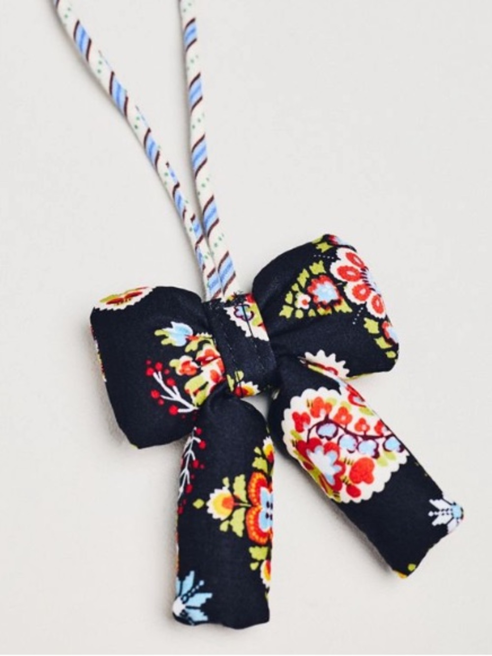 Vera Bradley Anthro Plush Puffy Bow Shaped Bag Charm, Keychain, Ornament